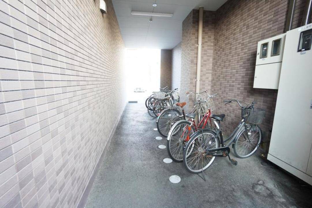 駐車場　駐輪場