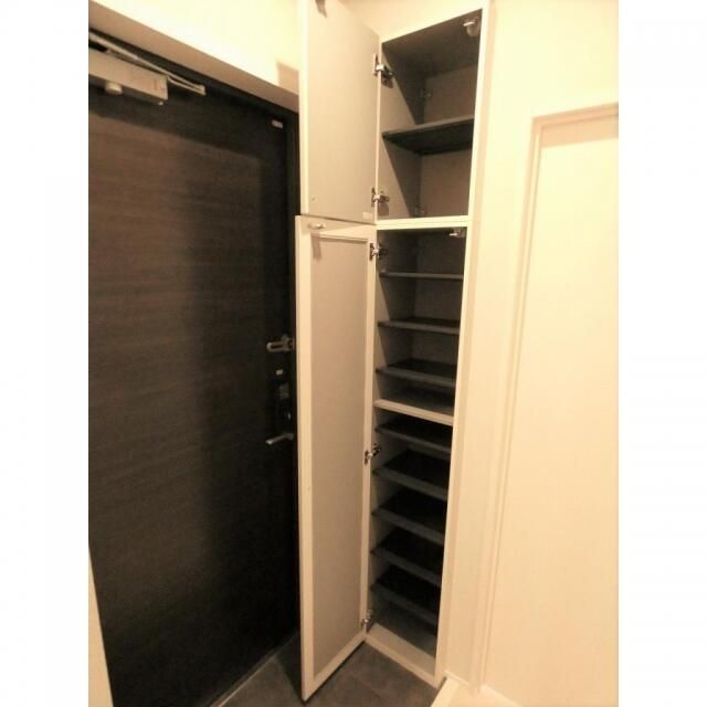 玄関　シューズクローゼット