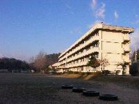 小学校　取手市立 取手西小学校（小学校）まで1054m