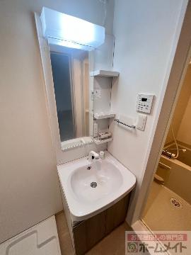 洗面設備　洗髪洗面化粧台