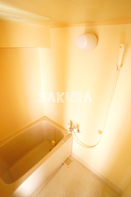 バス・シャワールーム　清潔感のある快適バスルーム♪