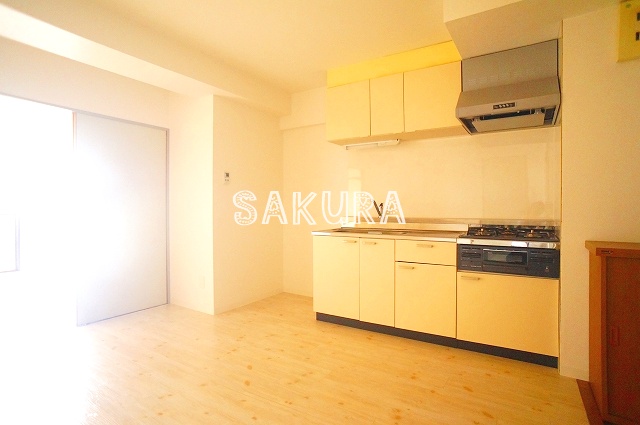 居室・リビング　開放感のあるゆったりとしたお部屋です♪