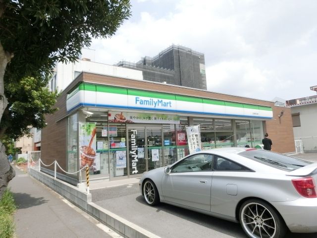 コンビニ　ファミリーマート佐倉王子台店（コンビニ）まで589m