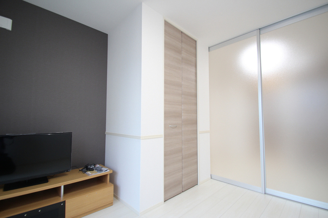 居室・リビング　家具付きのリビング♪