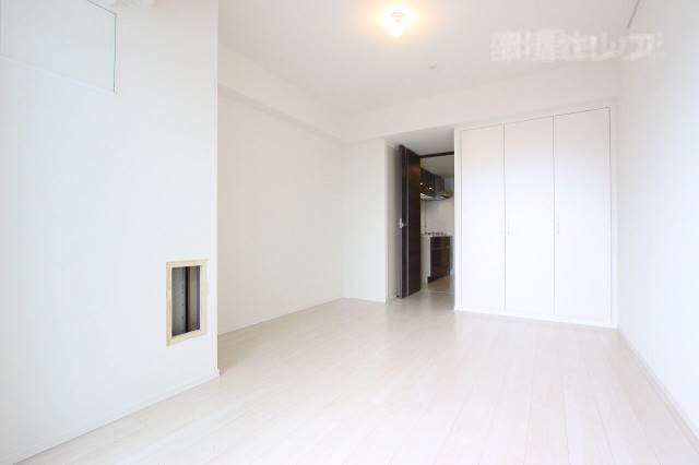 その他部屋・スペース　白い内装で室内が明るいですね