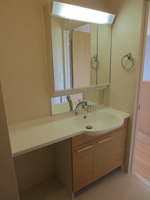 洗面設備　洗面室