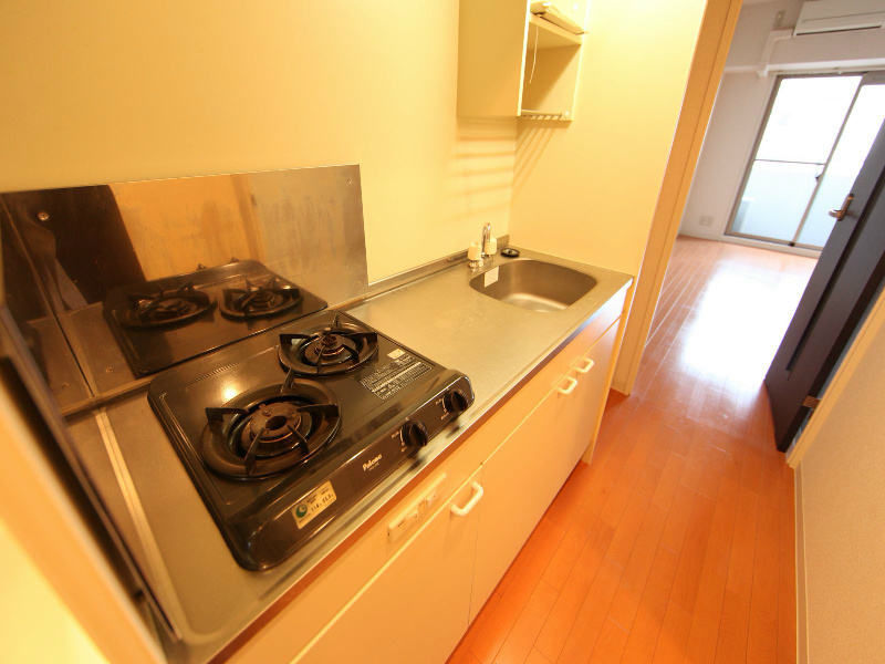 キッチン　システムキッチン（ガス2口コンロ付）