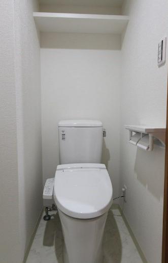 トイレ　※別部屋参考写真