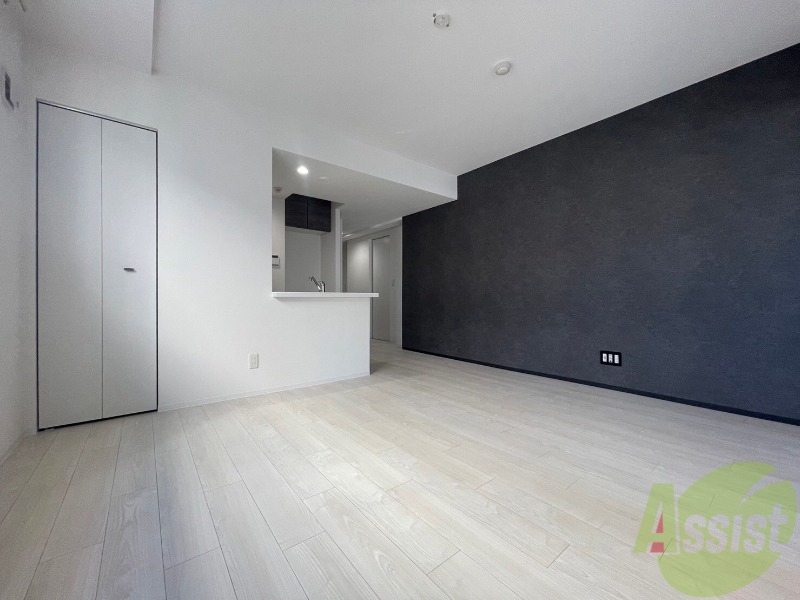 居室・リビング　広くてきれいなリビングです！快適に過ごせそうですね。