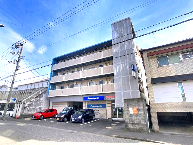 建物外観　2025年12月撮影