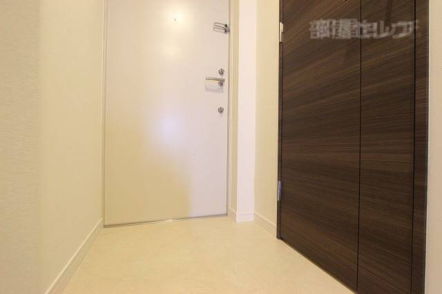 玄関　玄関も大きい