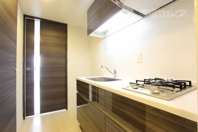 キッチン　広めのキッチンで使いやすい