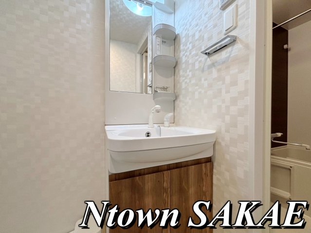 洗面設備　独立洗面化粧台付き