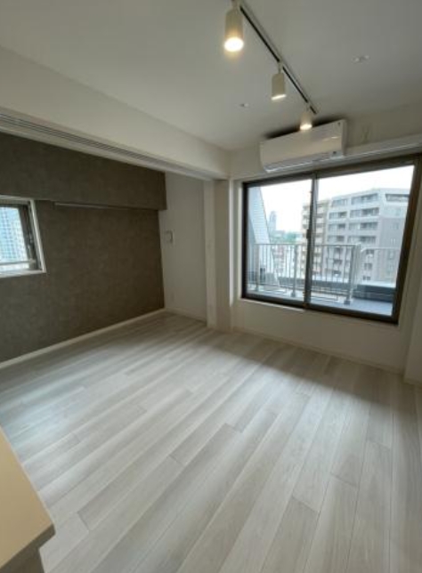 居室・リビング　☆明るい居間☆