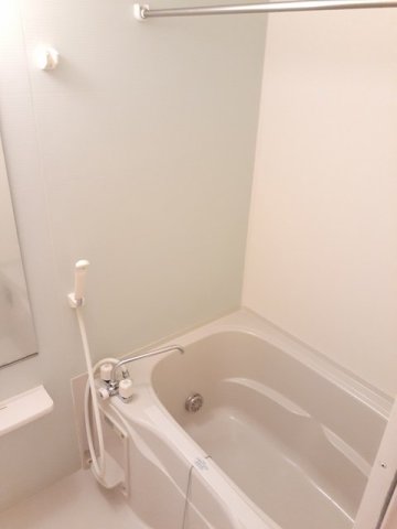 バス・シャワールーム　日々の疲れを癒すお風呂付です