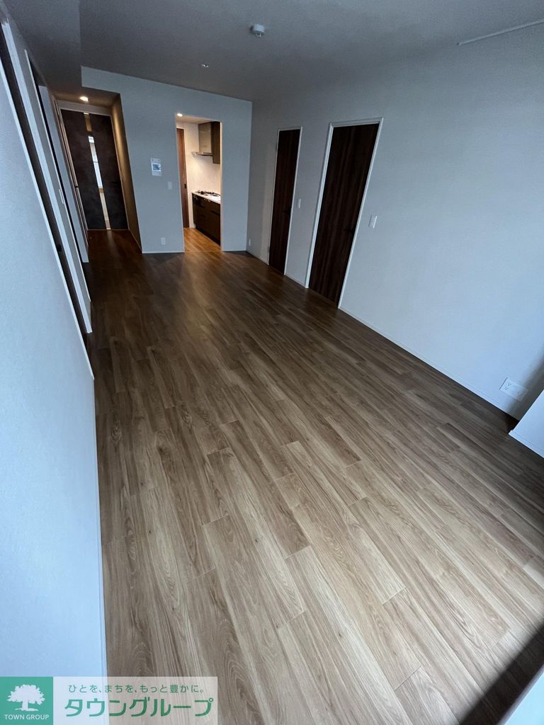 居室・リビング　エントランス