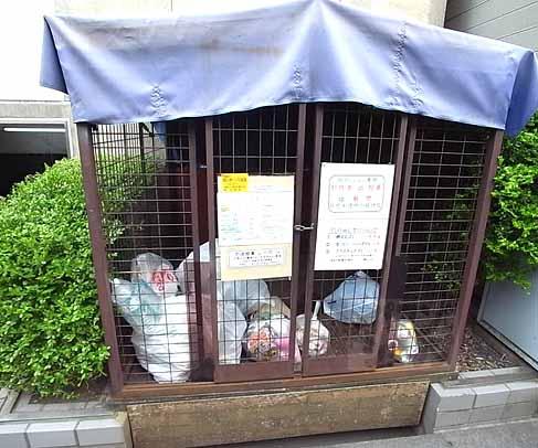 その他　専用ゴミ捨て場有り