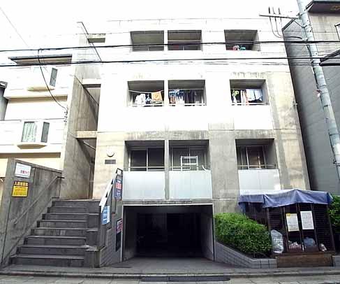 建物外観　閑静な住宅街の中にございます。