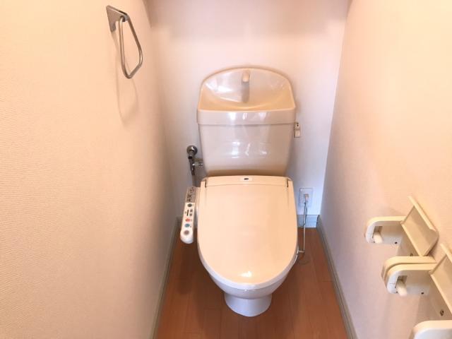 トイレ　シャワー付トイレ