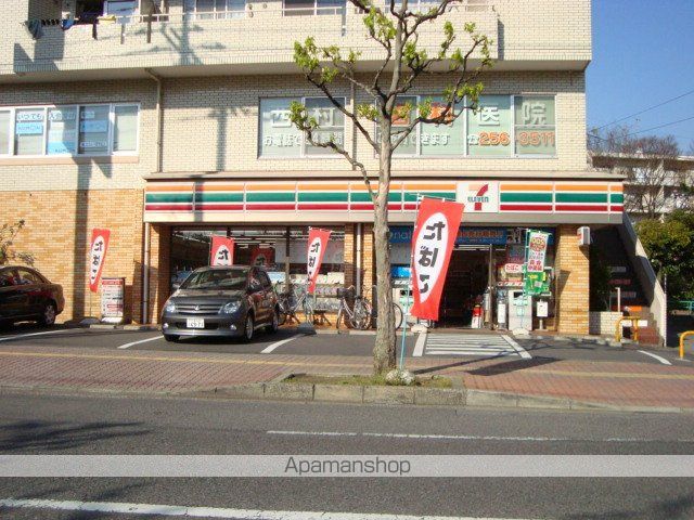 その他　セブンイレブン（その他）まで700m