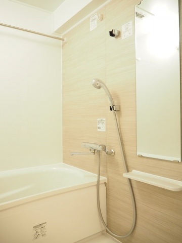 バス・シャワールーム　浴室