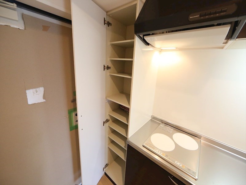 玄関　玄関　シューズボックス付（収納充実してます）