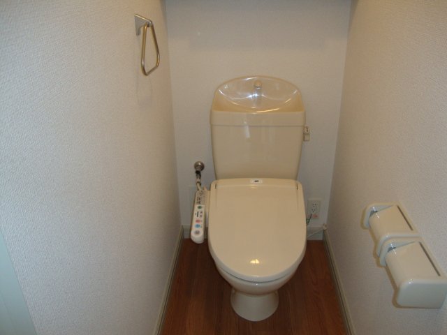 トイレ　シャワー付トイレ