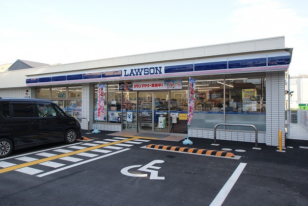 コンビニ　ローソン大久保茶屋裏店（コンビニ）まで844m