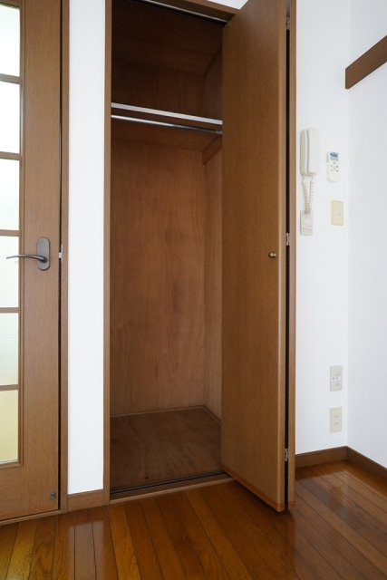 収納　クローゼット