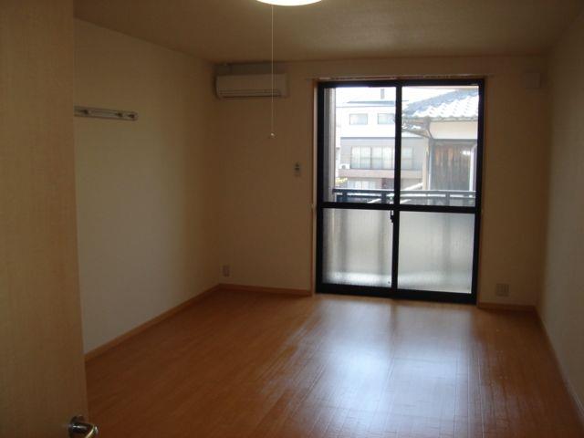 居室・リビング　洋室(エアコン・照明)