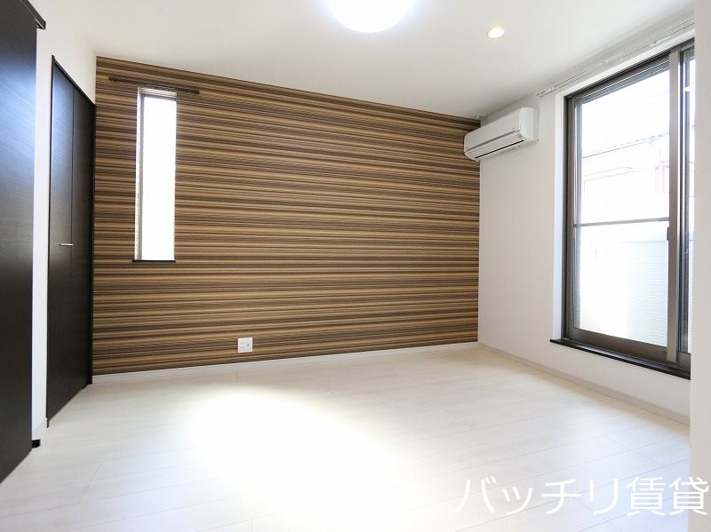 居室・リビング　画像は同型イメージの為、現況を優先いたします。