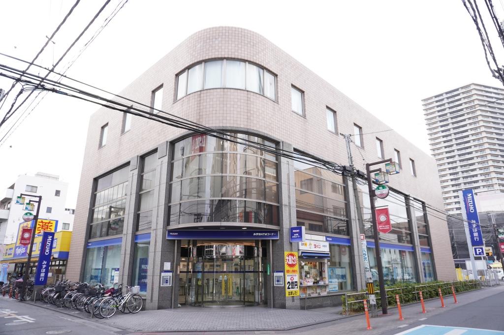 銀行　みずほ銀行越谷支店（銀行）まで513m
