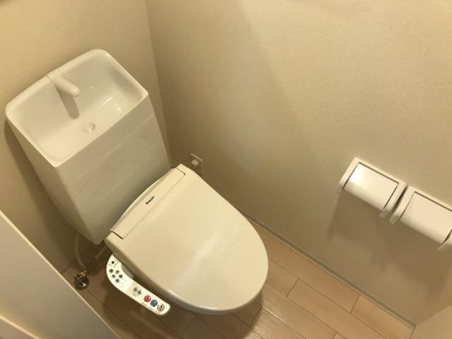 トイレ　シャワー付トイレ