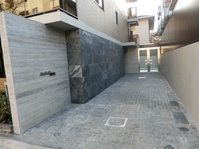 エントランス　エントランス