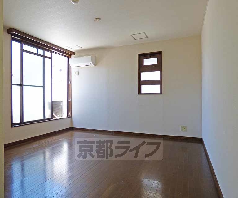 居室・リビング　広いお部屋です。
