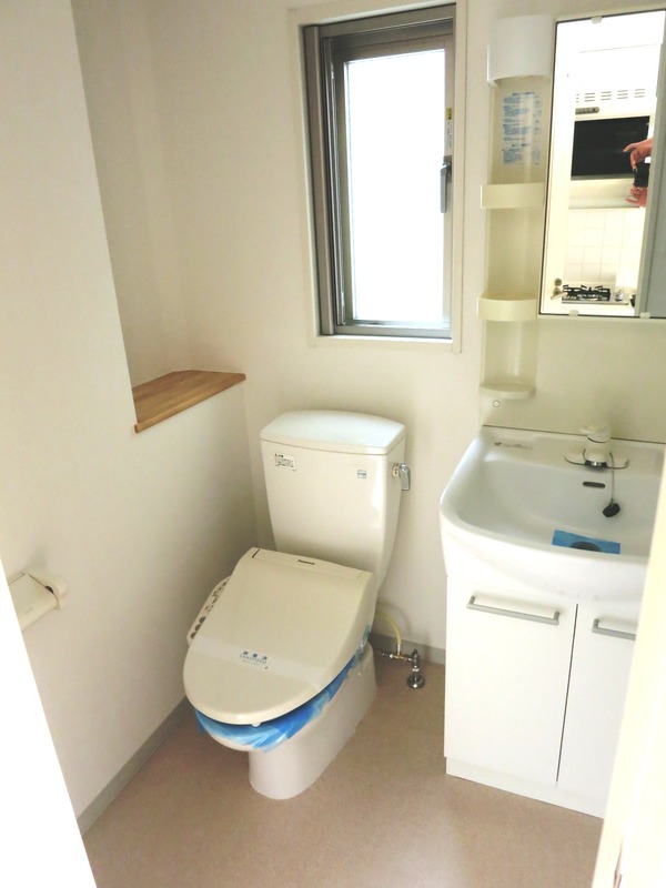 トイレ　トイレ