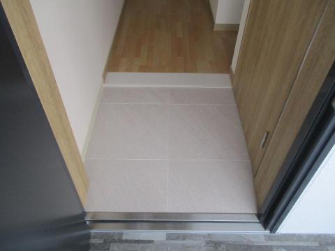 玄関　玄関（イメージ）