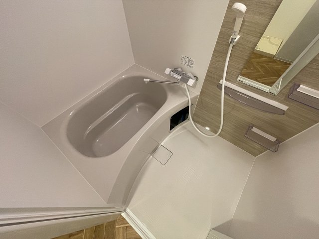 バス・シャワールーム　ゆったり過ごせるお風呂です