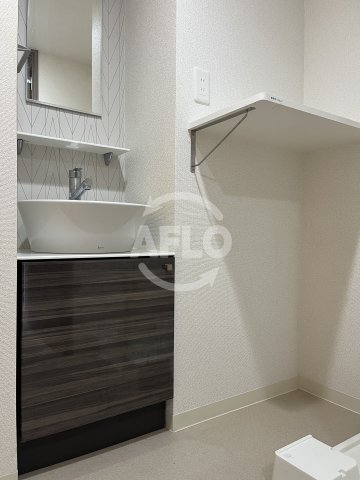 洗面設備　エスリード新大阪グランファースト　洗面台