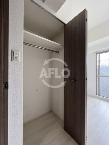 収納　エスリード新大阪グランファースト　クローゼット