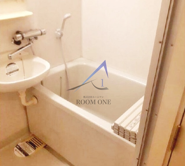 バス・シャワールーム　お風呂です。