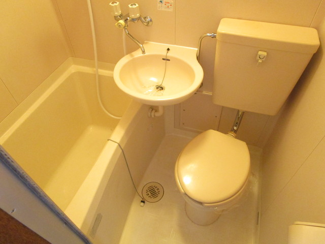 バス・シャワールーム