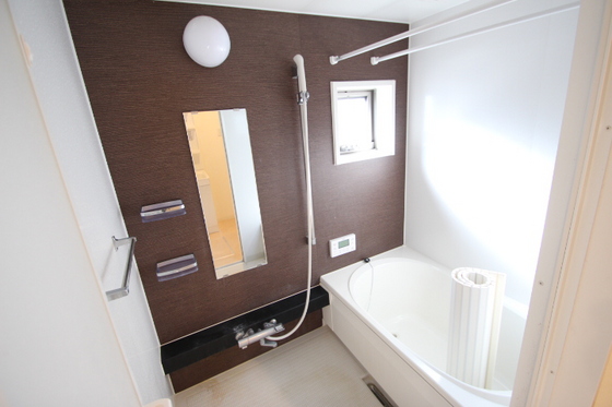 バス・シャワールーム　※他号室の写真です。