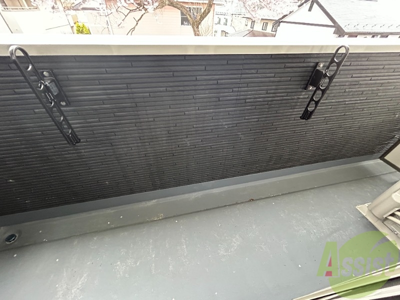 バルコニー　ベランダも広くて良いですね。洗濯物が沢山干せます。