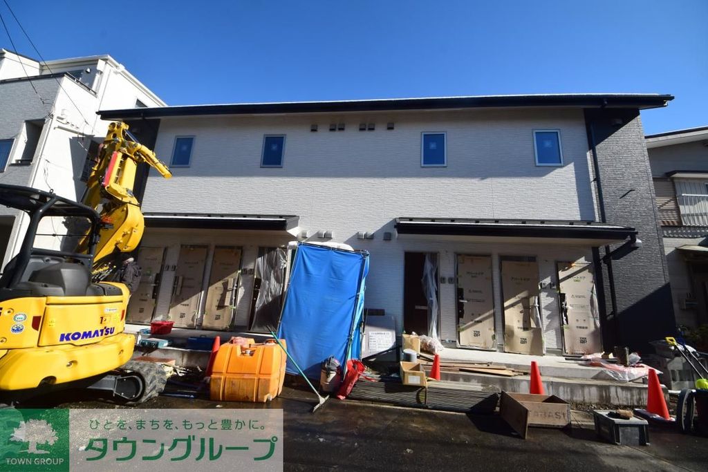 エントランス　駐車場