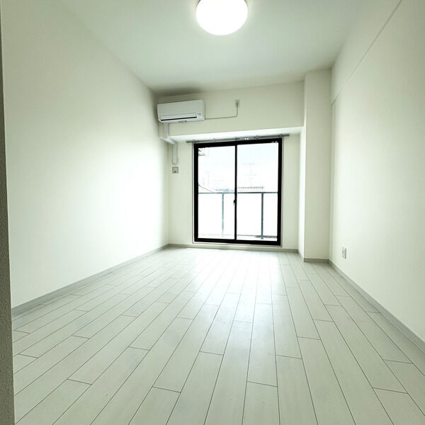 居室・リビング　※室内写真は全て同間取りの別部屋になります