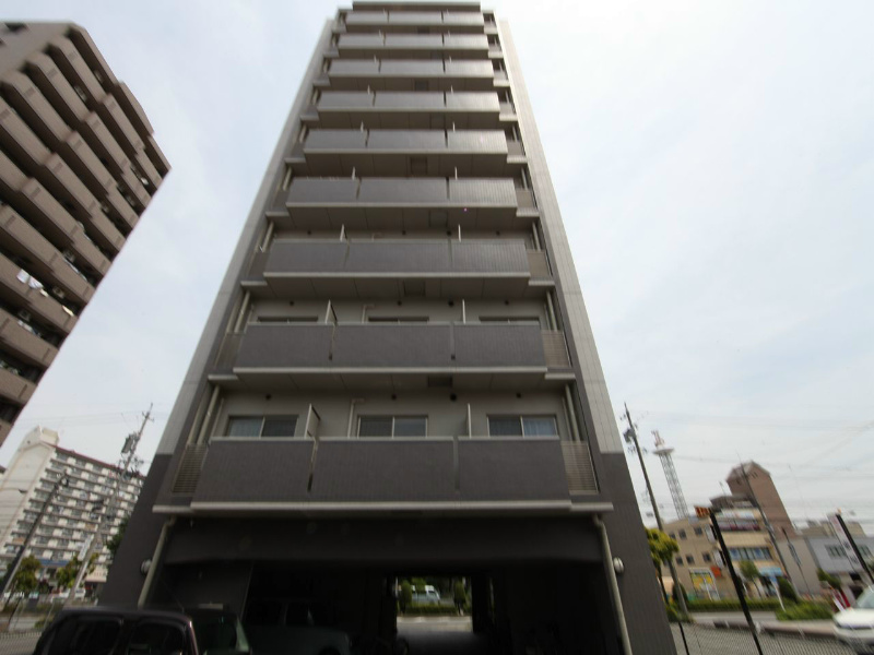 建物外観　外観　オートロック付き