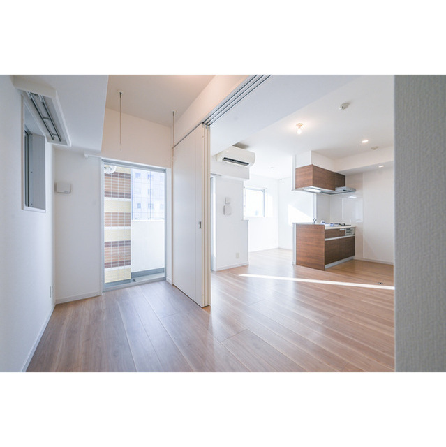 居室・リビング　内観1※別部屋参考写真