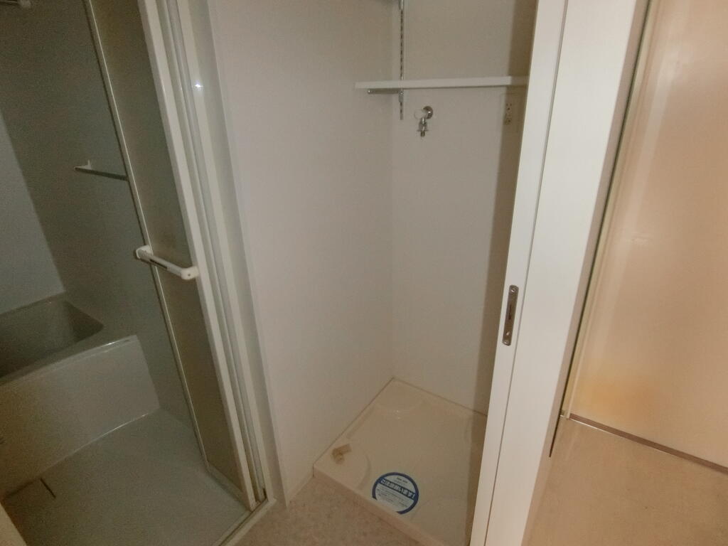 その他　洗濯機置き場