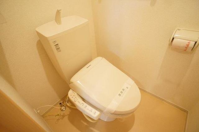 トイレ　トイレもきれいです